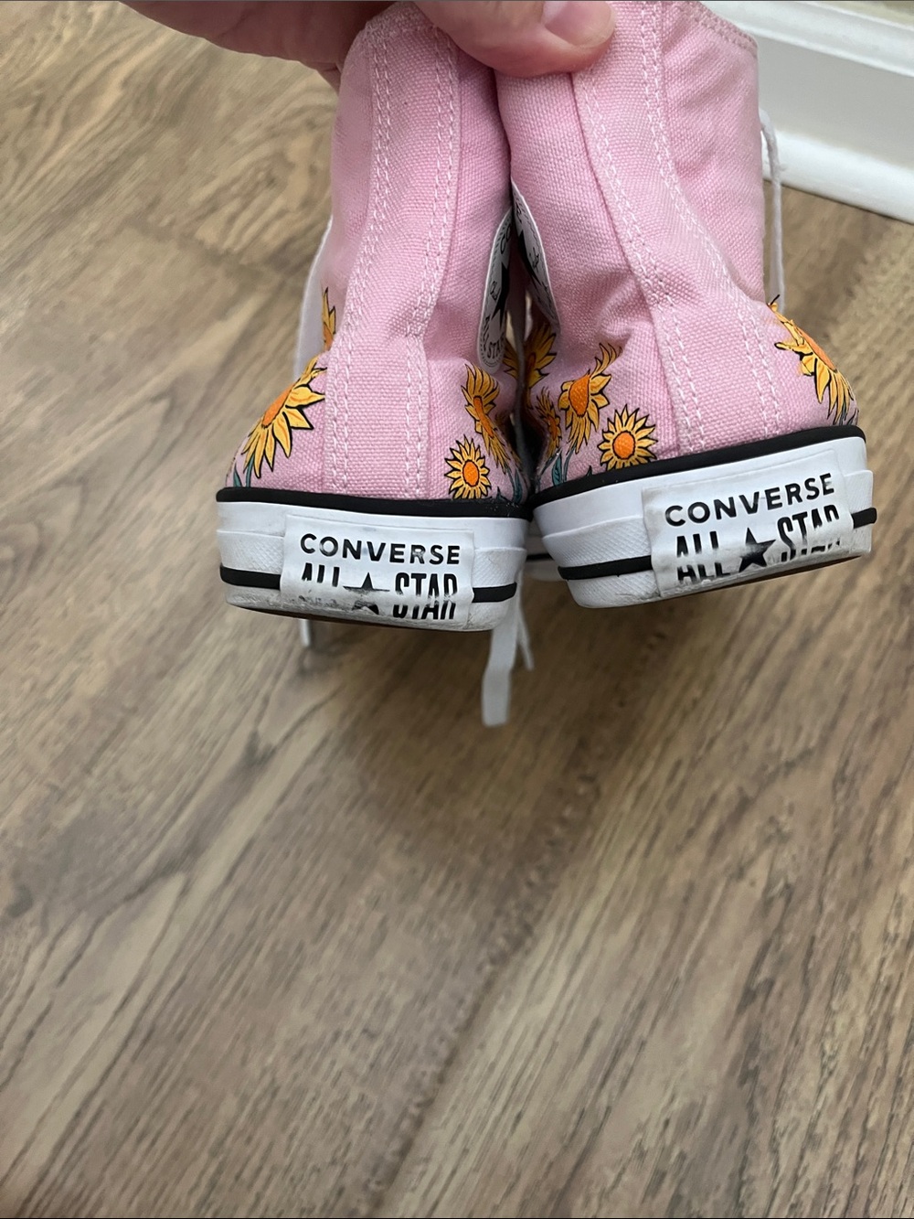 Converse | Sunflower Hightops - Picture 4 of 5